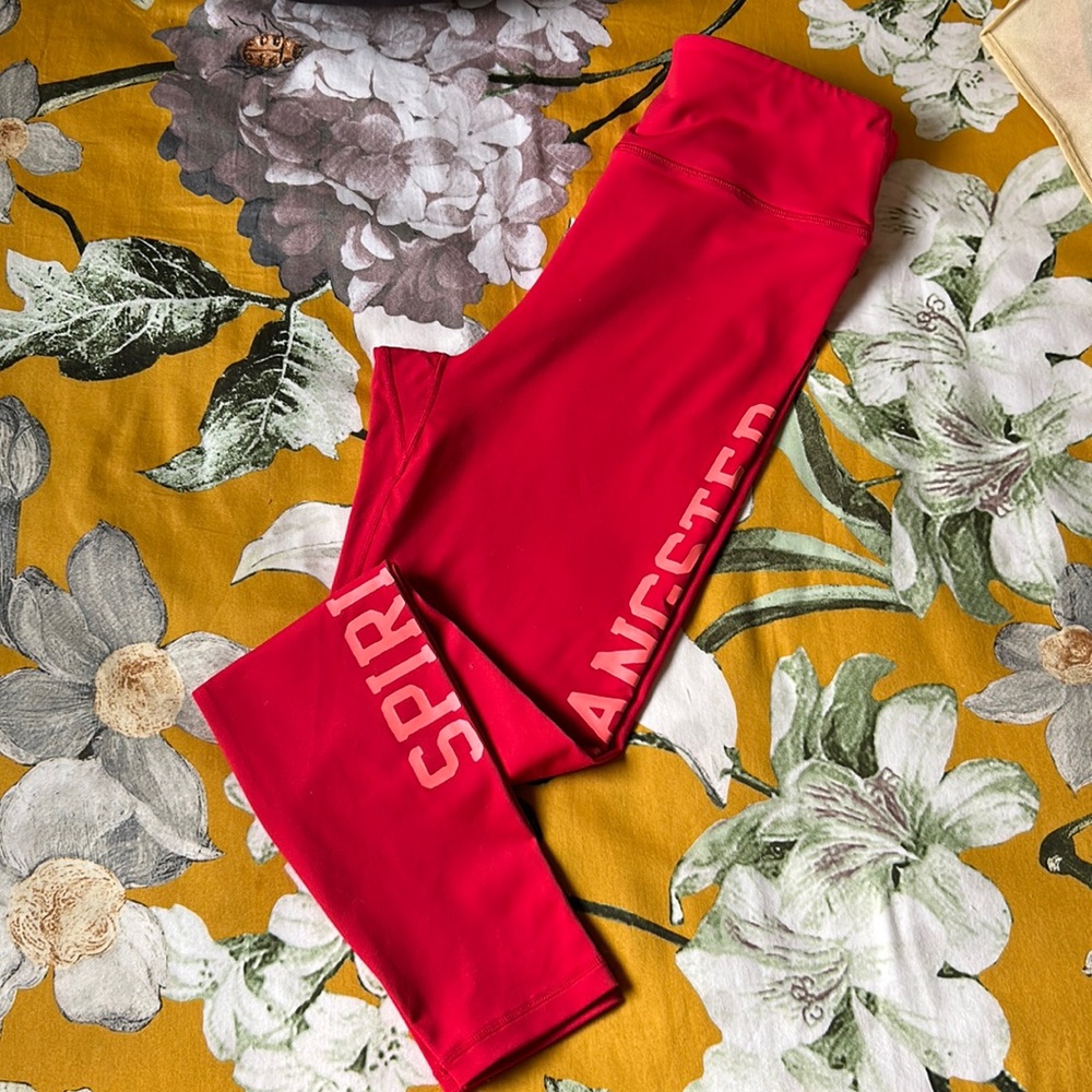 Spiritual Gangster Red Leggings